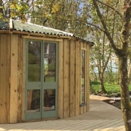 The Roundhouse - Unique Space Nestled In The Trees Begelly Exterior photo
